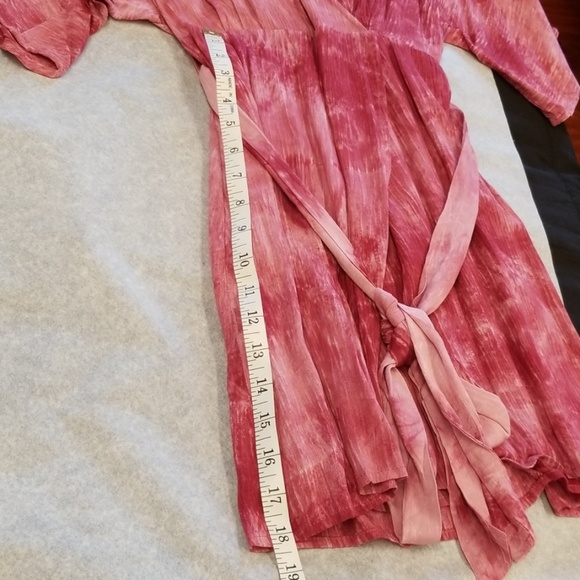 Belted Wrap dress. Beautiful rose pink color. - Picture 7 of 8